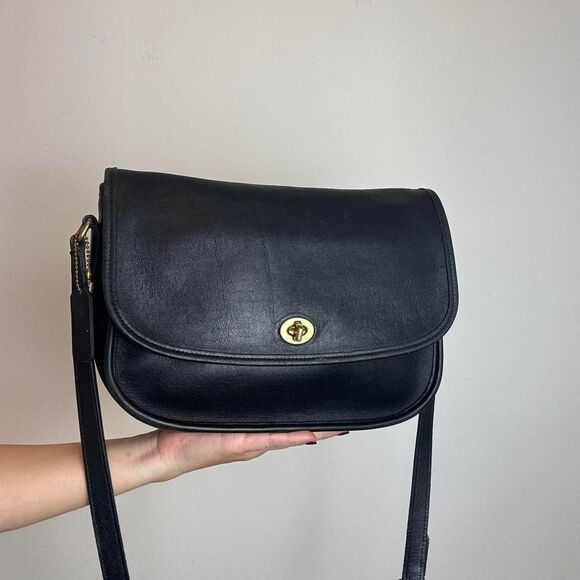 Coach Handbags - Coach Vintage City 9790 Black Leather Crossbody Bag